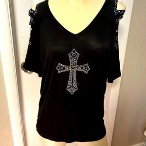 NWT black cold shoulder women’s size medium blouse cutout sleeves by liberty